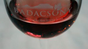 badacsony-borbarangolas-boros-pince-csodalatosbalaton.hu