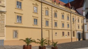keszthely-ferences-rendhaz1-foter-templom-csodalatosbalaton.hu