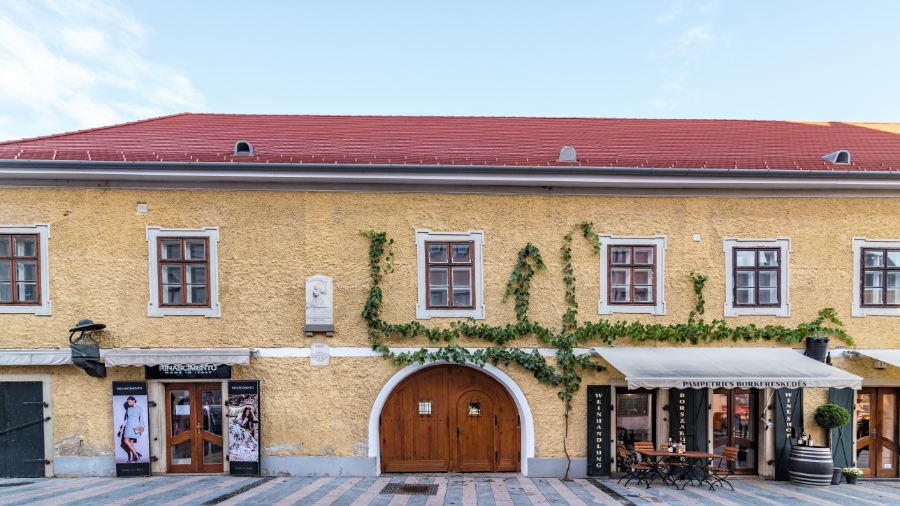 keszthely-goldmark-petho-haz-setaloutca4-csodalatosbalaton.hu