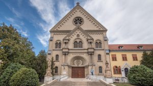 keszthely-karmelita-bazilika-rendhaz3-csodalatosbalaton.hu