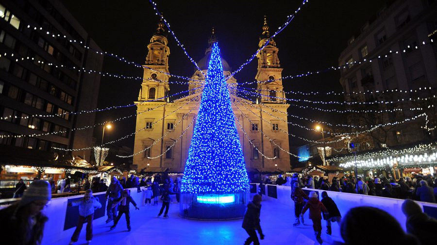 Megnyíltak Budapest Adventi és Karácsonyi Vásárai