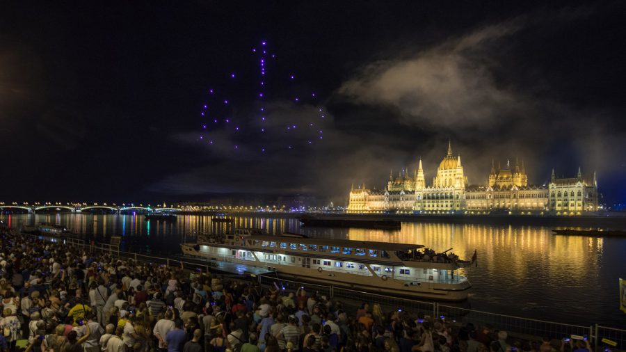 Elmaradnak az augusztus 20-i állami ünnepségek, így a budapesti tűzijáték és a légiparádé is