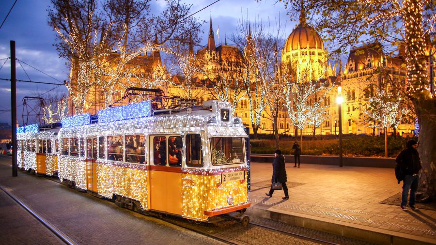 November 25-től közlekedik az adventi villamos Budapesten