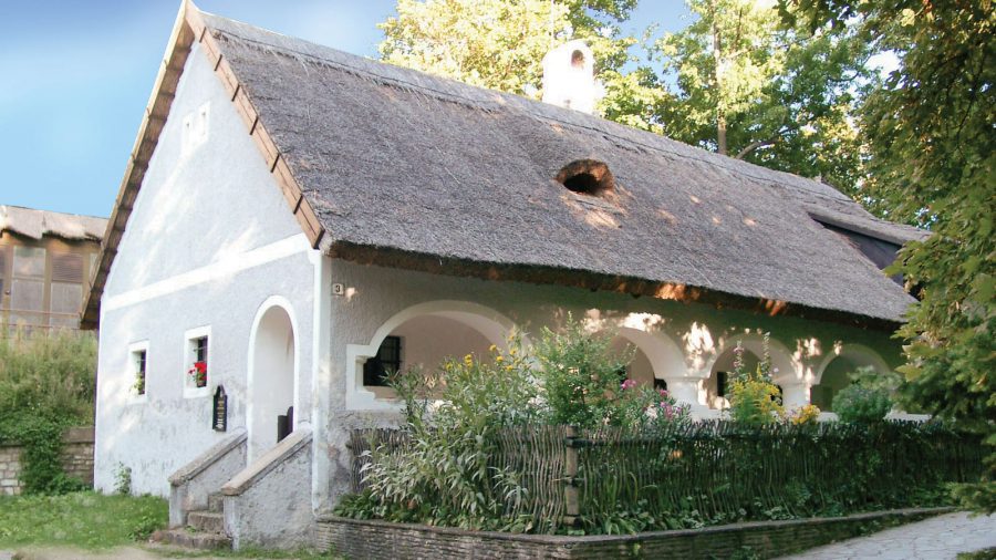 A veszprémi Bakonyi Ház nyerte el a 2019-es Év Tájháza díjat
