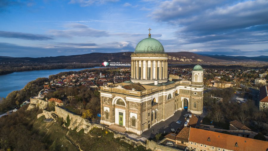 Magyarország legnagyobb temploma, az Esztergomi Bazilika