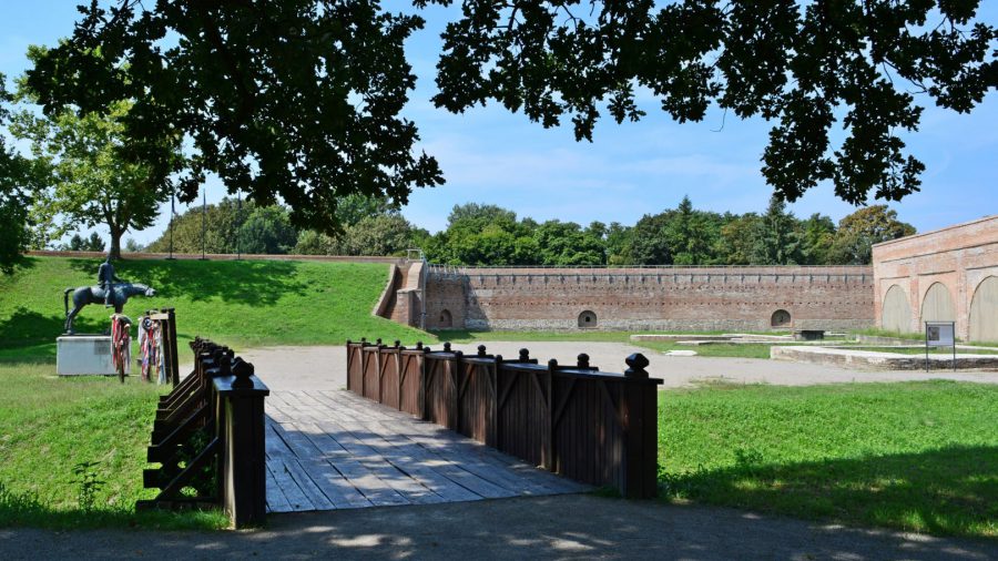 Kezdődik a szigetvári Zrínyi-vár parkjának felújítása