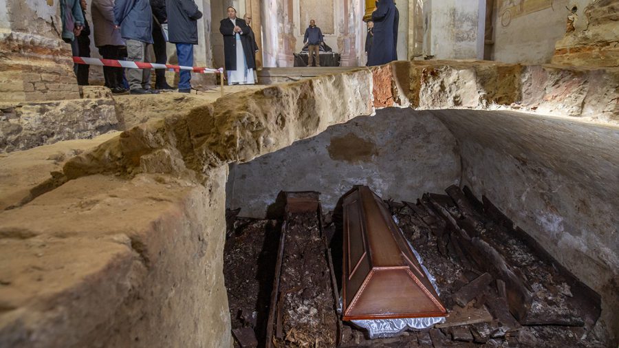 Középkori sírkamrára bukkantak a Zala megyei Türje Árpád-kori templomában