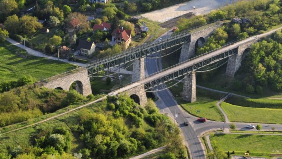 Biatorbágyi völgyhidak, viadukt