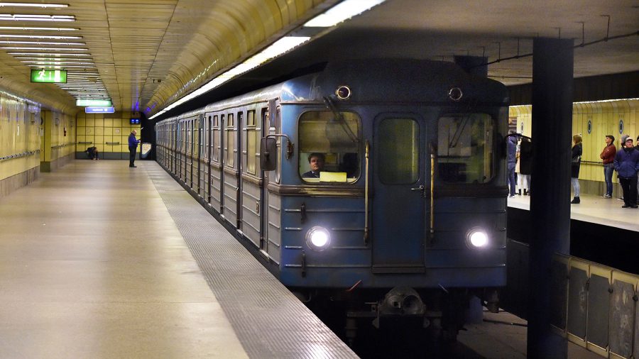 50 éve indult a budapesti metróközlekedés
