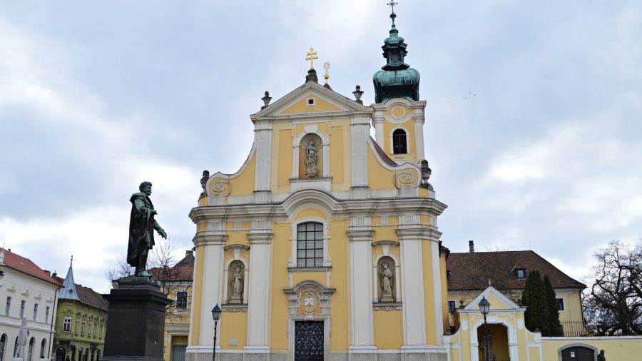 Karmelita templom Győr