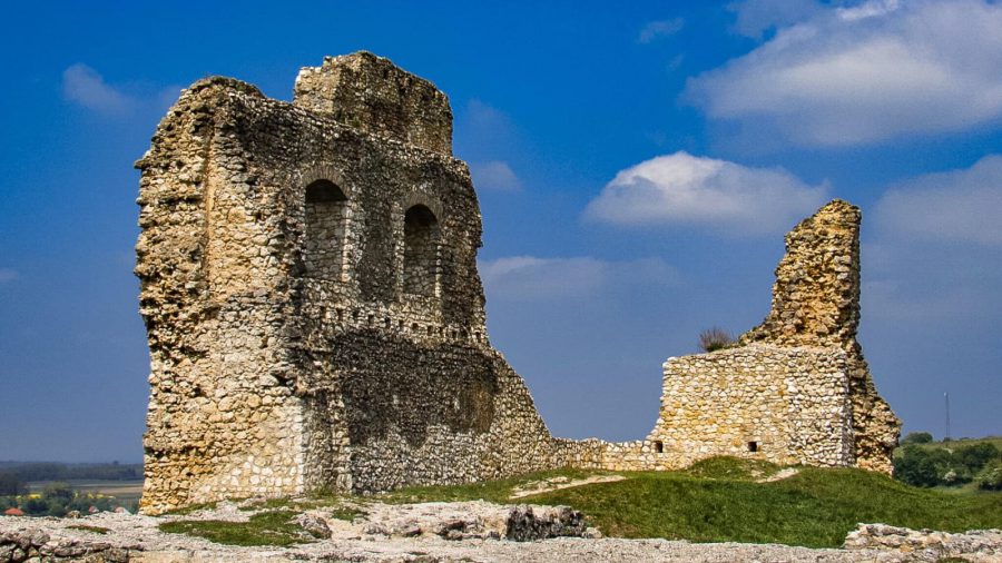 Szarvaskő vára