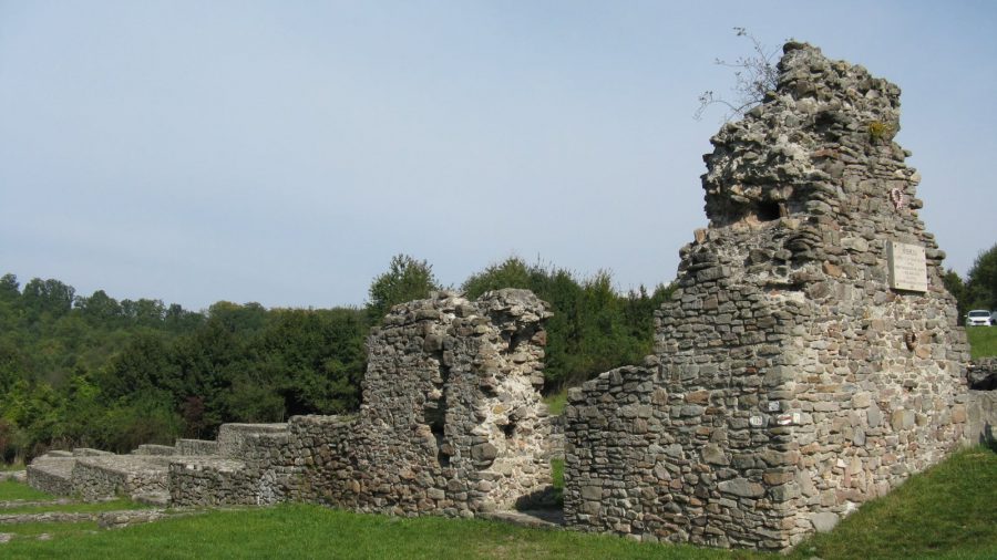 Szent Kereszt pálos kolostorrom