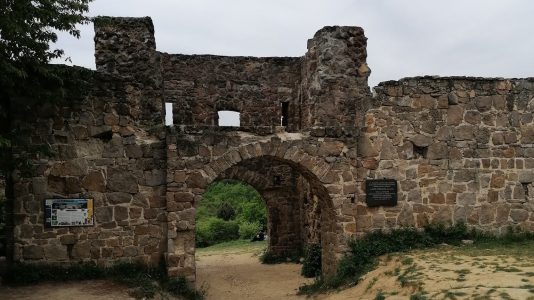 Egri-vár másolata Pilisborosjenő