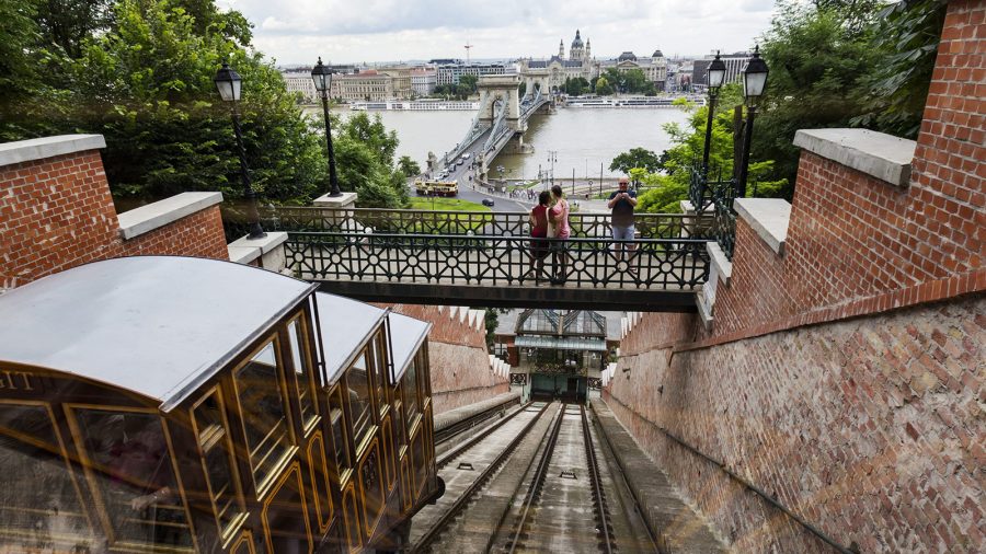 Újraindul a 150 éves Budavári Sikló, amely az UNESCO világörökség része