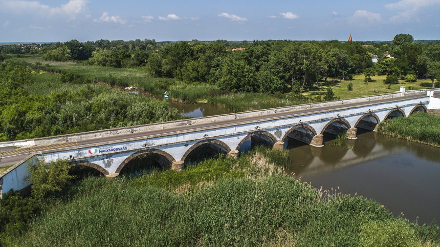 A hortobágyi Kilenclyukú-híd a Világörökség része, Magyarország páratlan csodája