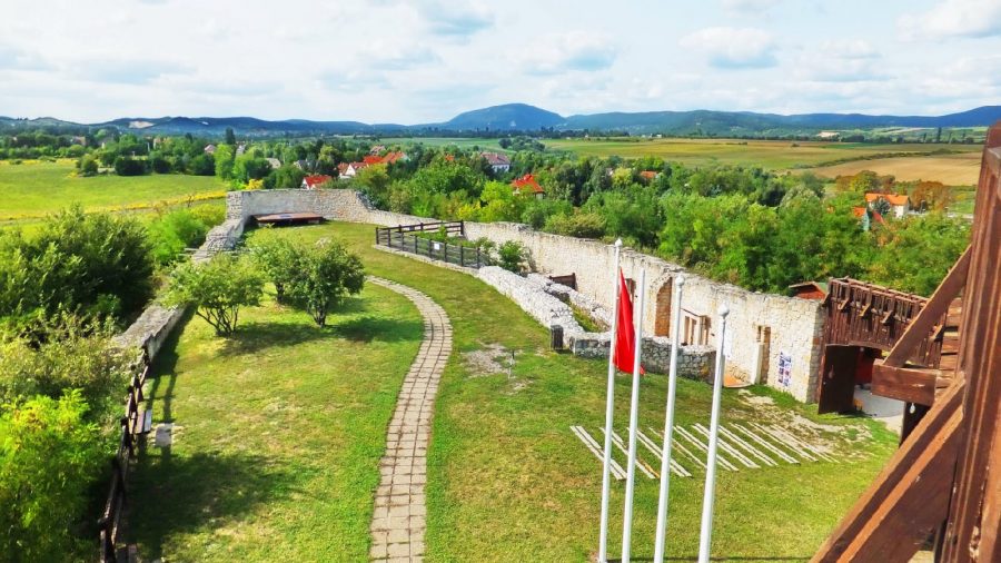 Mátyás király vadászkastélya, a Solymári-vár
