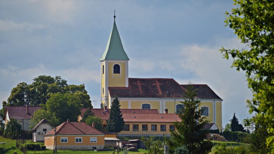 Harding Szent István templom Apátistvánfalva