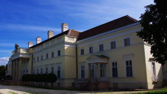 Esterházy-kastély Csákvár