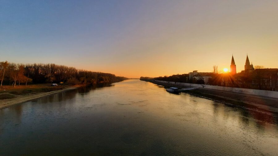 Indulhat a harmadik szegedi Tisza-híd tervezése