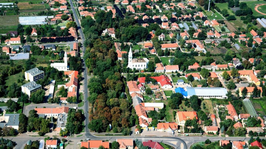 220 millió forintból újult meg a Békés megyei Medgyesegyháza városközpontja