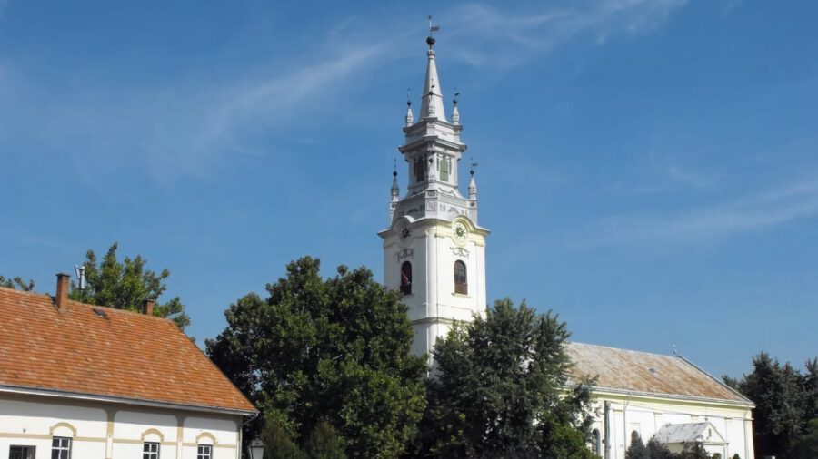 Megújul a sarkadi református templom, amely egyedülálló a világon