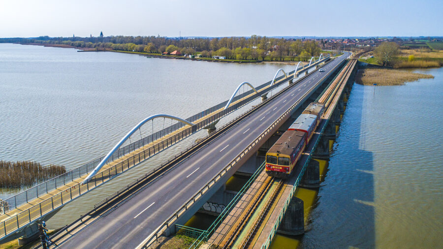Közvetlen vonat indul Budapestről a Tisza-tóhoz a bringás turizmus érdekében