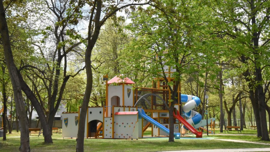 Megnyitották Szolnok legnagyobb közparkját, az új Ormos Imre parkot