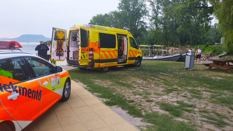 Tragédia Fonyódon: gyerek testvérpár fulladt a Balatonba