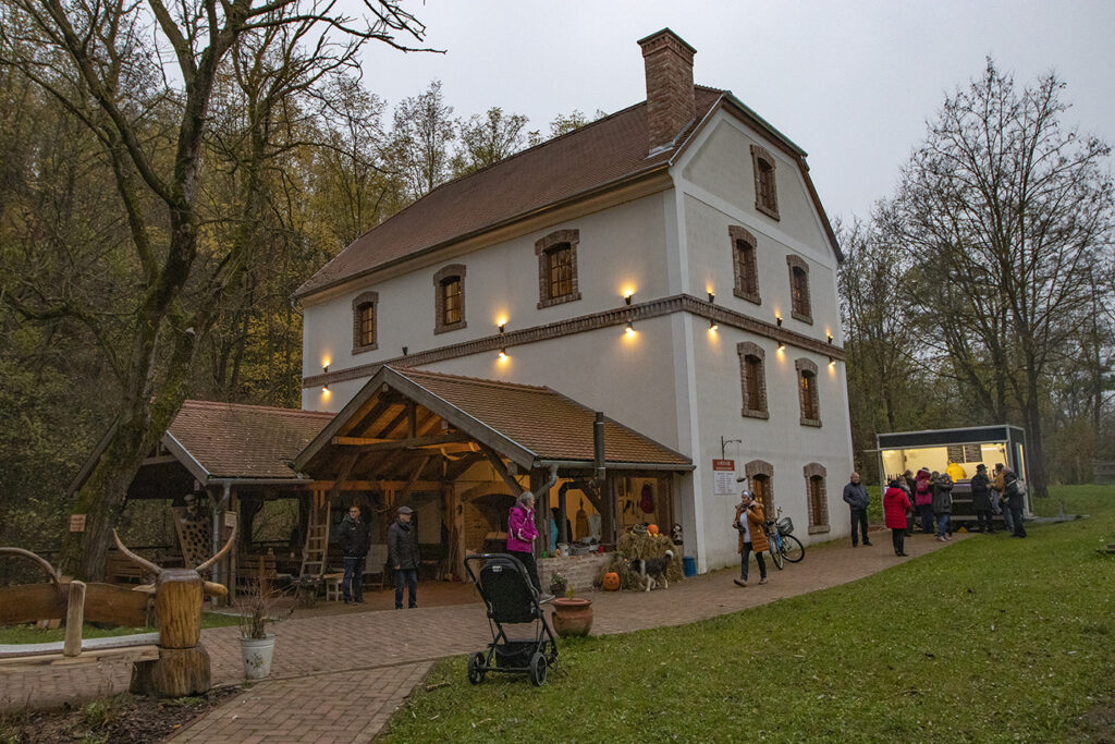 Pálos Malom, Zalamerenye