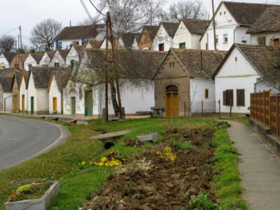 Villánykövesd képeslapra kívánkozó pincefaluja