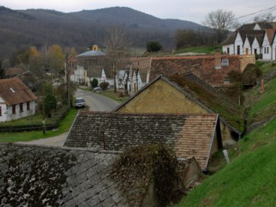 Villánykövesd képeslapra kívánkozó pincefaluja