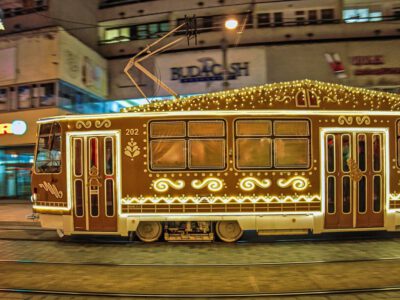 Adventi séta a karácsonyi forgatagban, Miskolc belvárosában