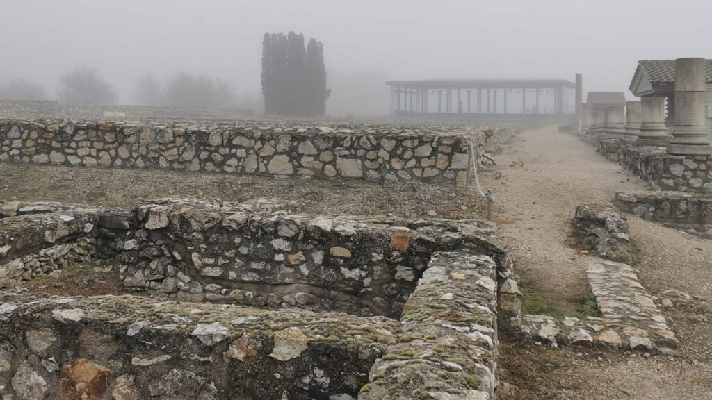 Gorsium Régészeti Park: a ködbe vesző történelem örök emlékei Tácon