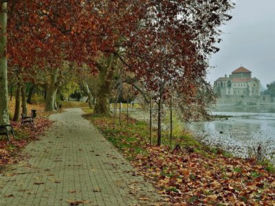 A Tatai vár, ahol Mátyás király is szívesen időzött