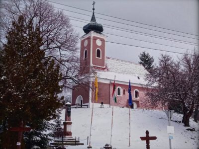 Kővágótöttős műemlék épülete, a Szent Miklós-templom