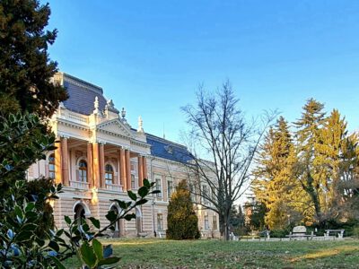 A lengyeli Apponyi-kastély és 22 hektáros parkja