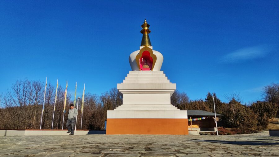 Becskei sztúpa: buddhista szentély a Cserhát dombjai között