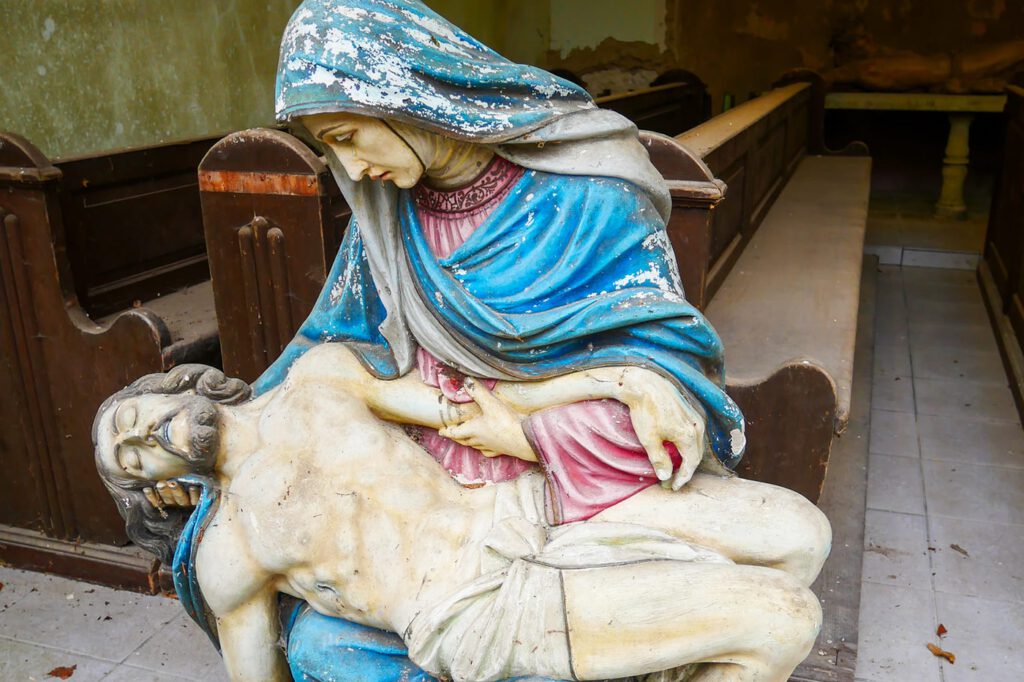 Mátraverebély-Szentkút, a Mária-jelenések és csodás gyógyulások színtere