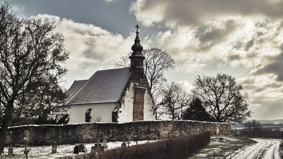 Nógrádsáp bájos temploma, a falu középkori emléke