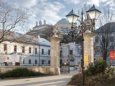 Eger egyik barokk gyöngyszeme, az Érseki palota