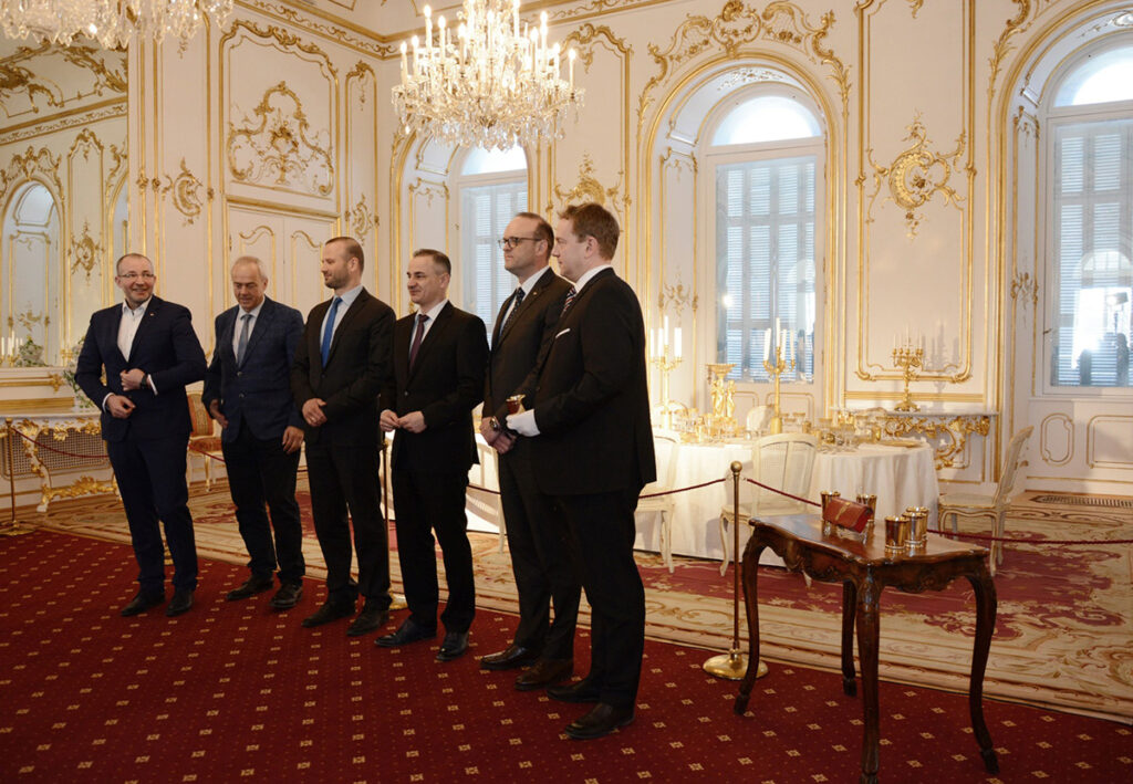 Főúri étkezőszalont alakítanak ki a keszthelyi Festetics-kastélyban