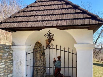 Magyarpolány: a Bakony erdői övezte idilli település