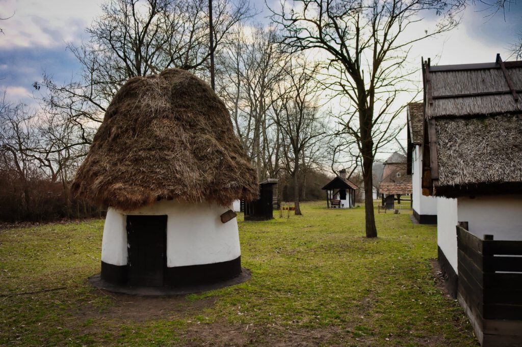 Ópusztaszeri Nemzeti Emlékpark: történelmi emlékutazás 55 hektáron