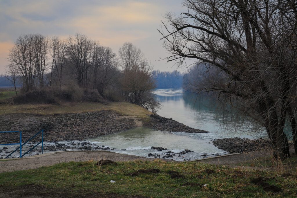 Túr-bukó, ahol vízesésként ömlik a Túr a Tiszába