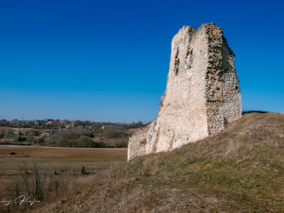 Szarvaskő vára, a Bakony völgyében megbúvó középkori erődítmény