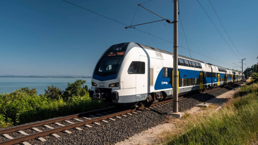 Április 15-től váltható a MÁV balatoni vonataira a 981 forintos napijegy