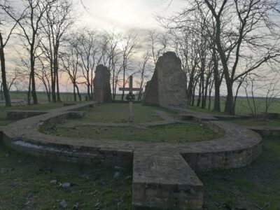 Csomorkányi templomrom, a több mint 420 éve eltűnt falu emléke