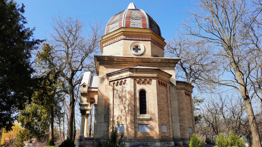 Sztankovánszky-mauzóleum - Kajdacs eklektikus stílusú műemléke