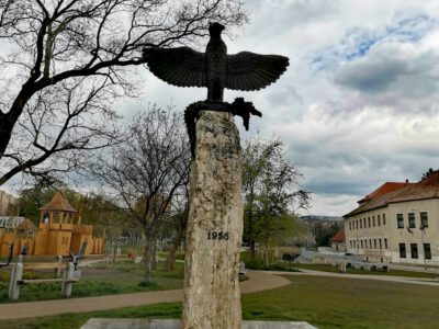 A várpalotai Thury-vár, az egyik legépebben fennmaradt középkori erődítményünk