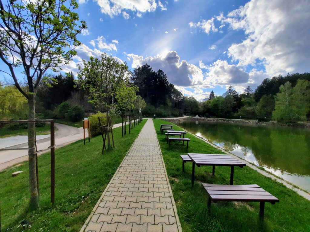 Dombay-tó, Baranya első mesterséges csónakázótava
